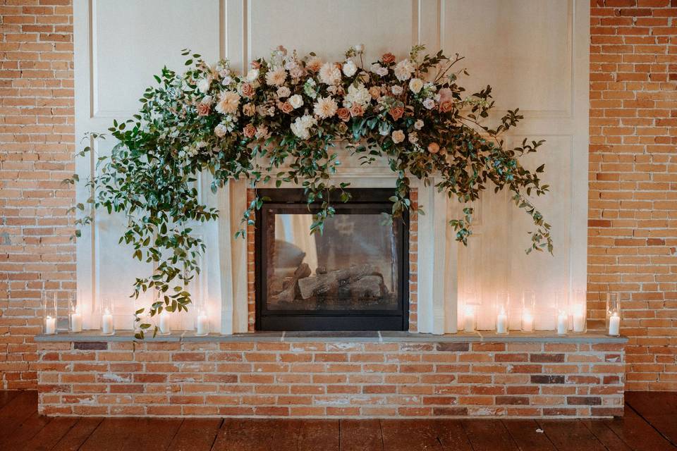 Rizzardi Room Mantel