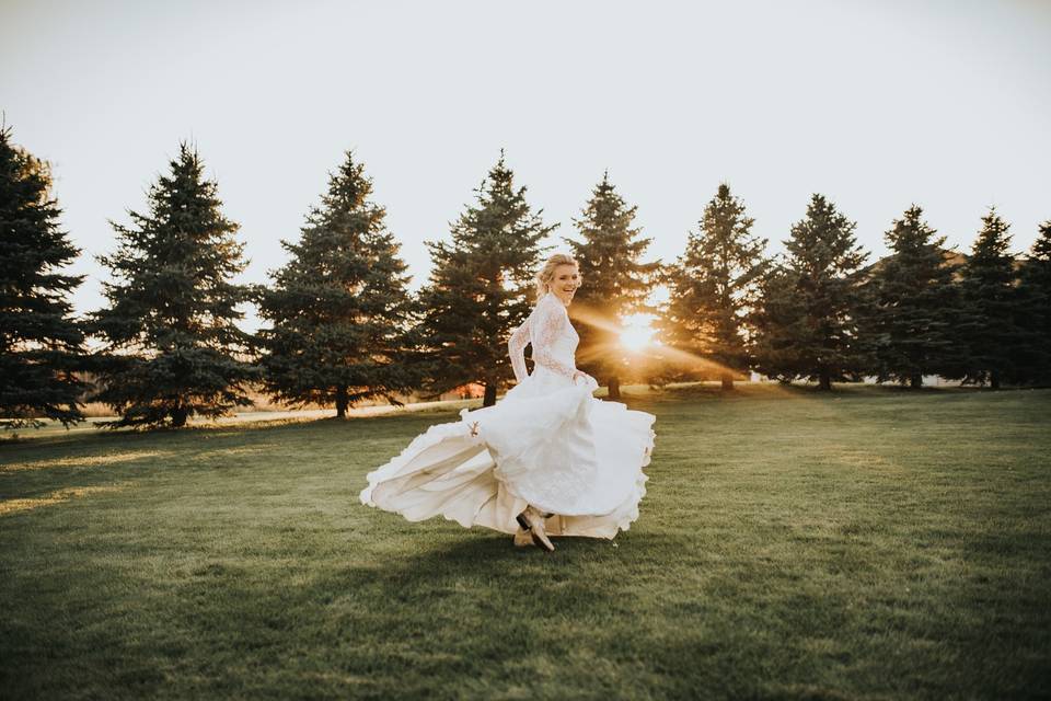 The 10 Best Wedding Photographers in Shakopee, MN - WeddingWire