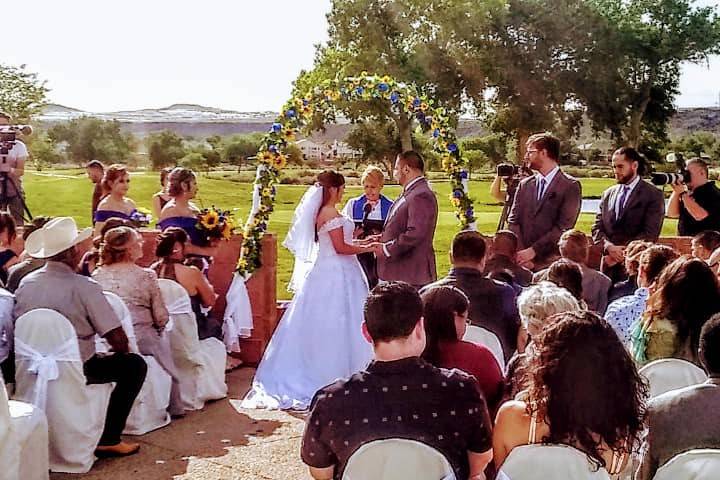 Www.abqweddingminister.com