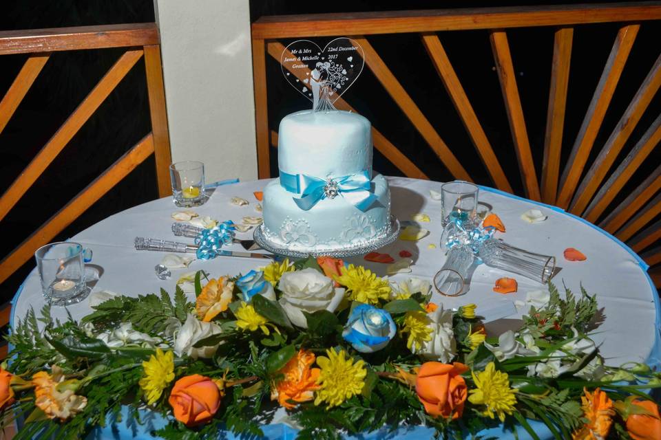 Delicious Wedding Cake