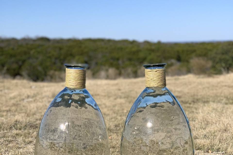 Large Vases, Decor