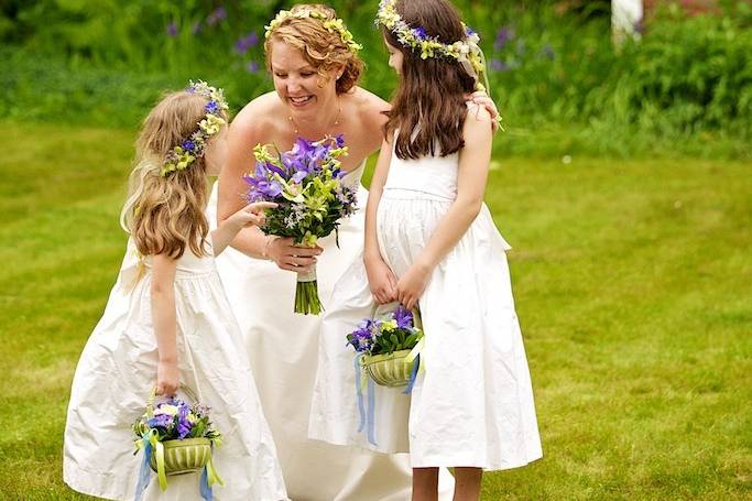 Bride and the flower girl