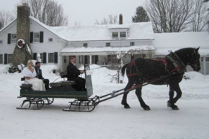 Inn at Baldwin Creek & Mary's Restaurant