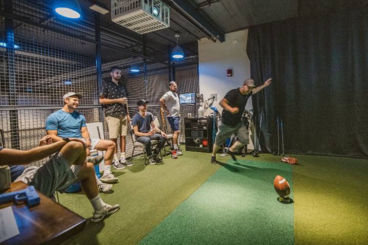 Golf & Sports Simulator
