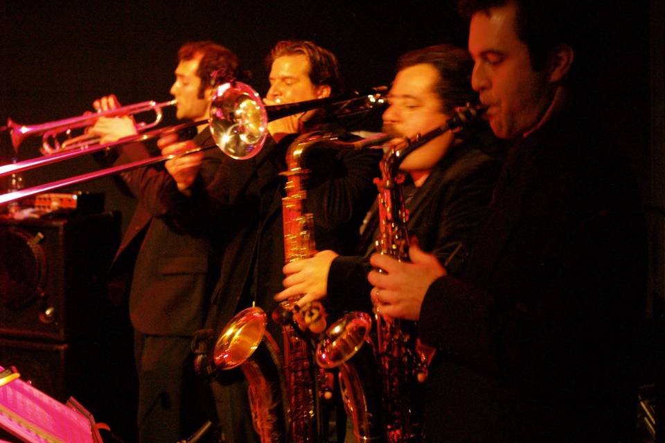 4 piece horn section