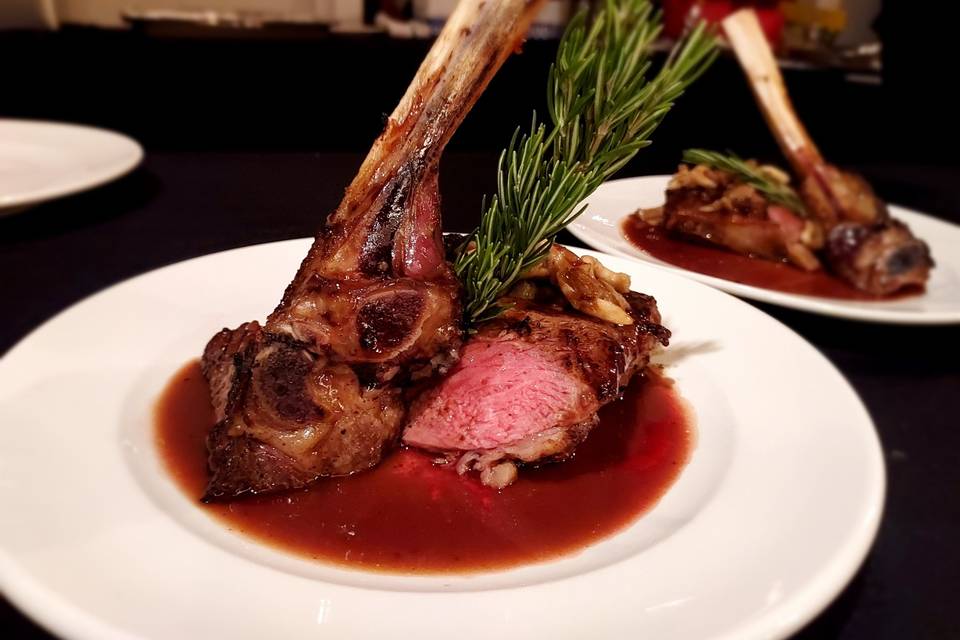 Grilled Natured Veal Chop