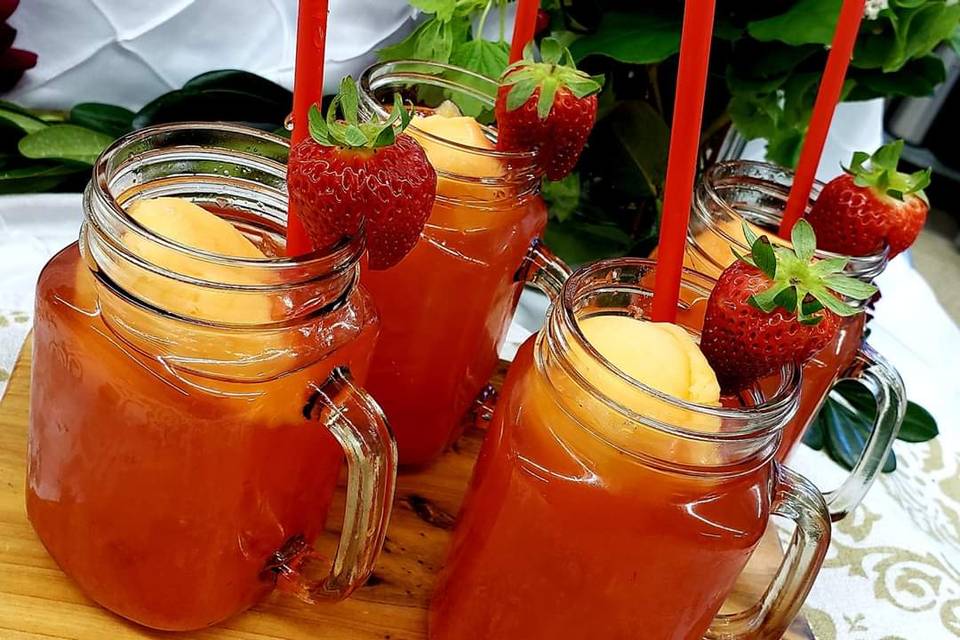 Strawberry Mango Refreshers