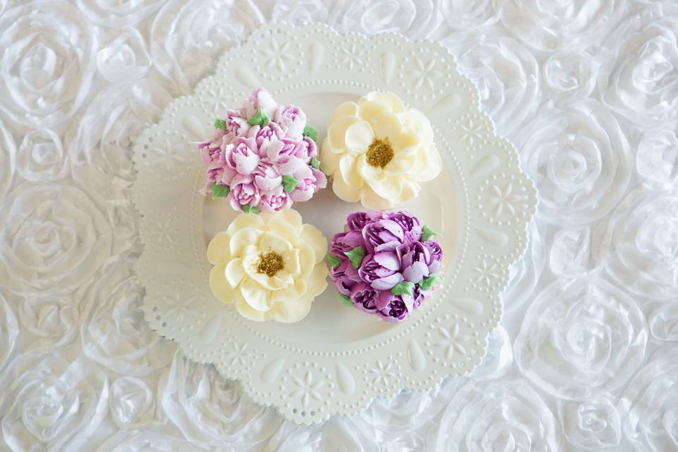 Lovely Floral Cupcakes