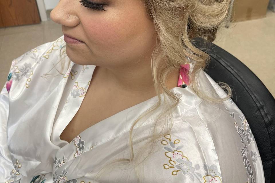Up close makeup