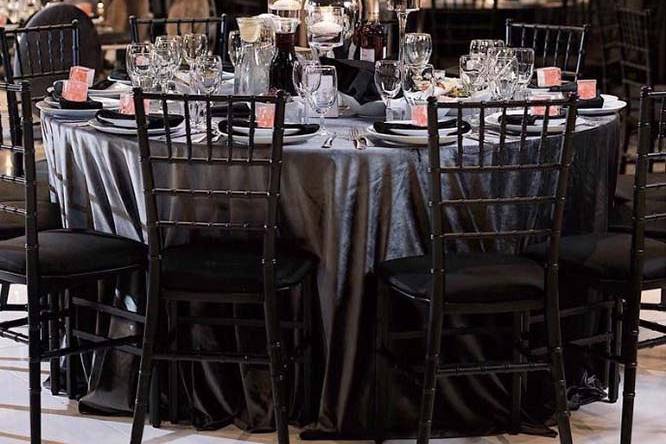 Glam table setting