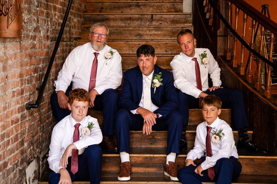 Groom & Groomsmen Photos