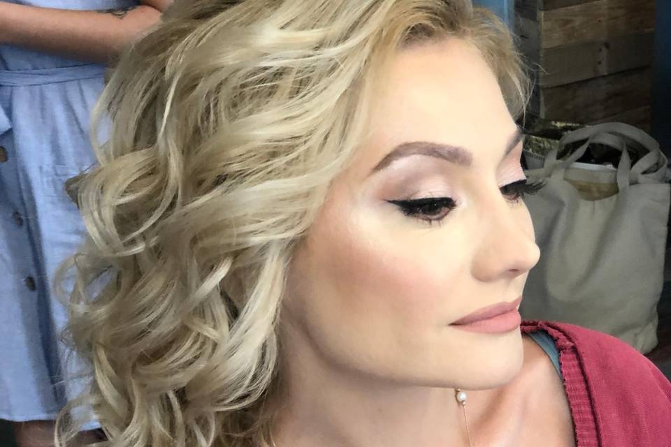 Textured curles for Bridesmaid