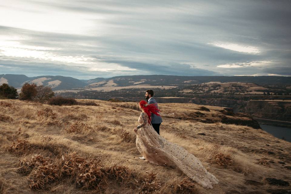 Columbia river elopement