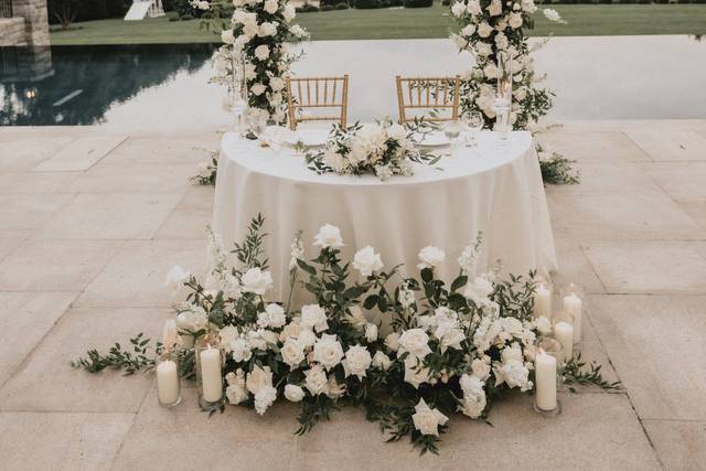 Timeless Sweetheart Table