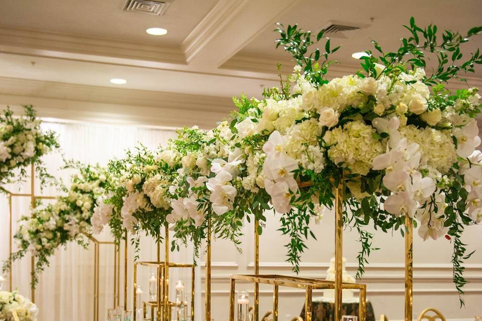 Elegant floral centerpieces