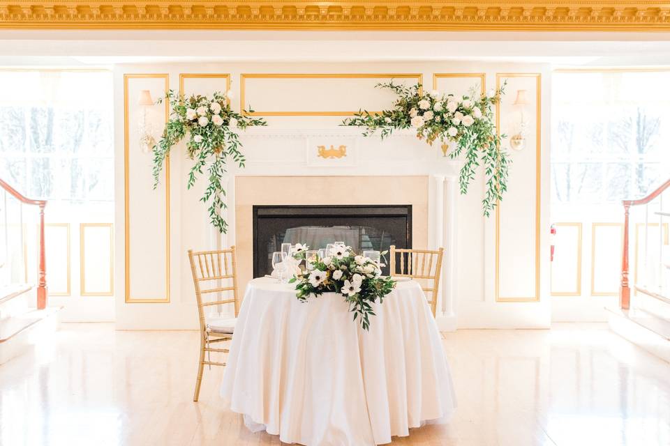 Sweetheart Table