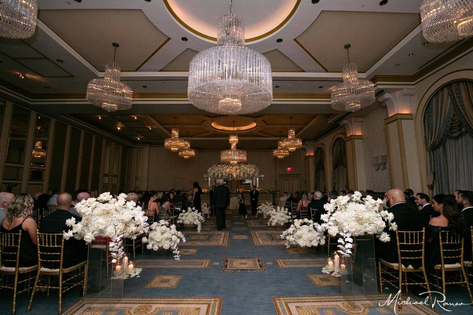 Aisle Decor