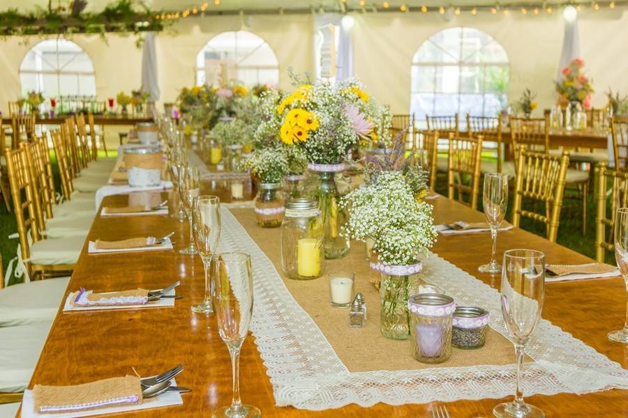 Floral table decor