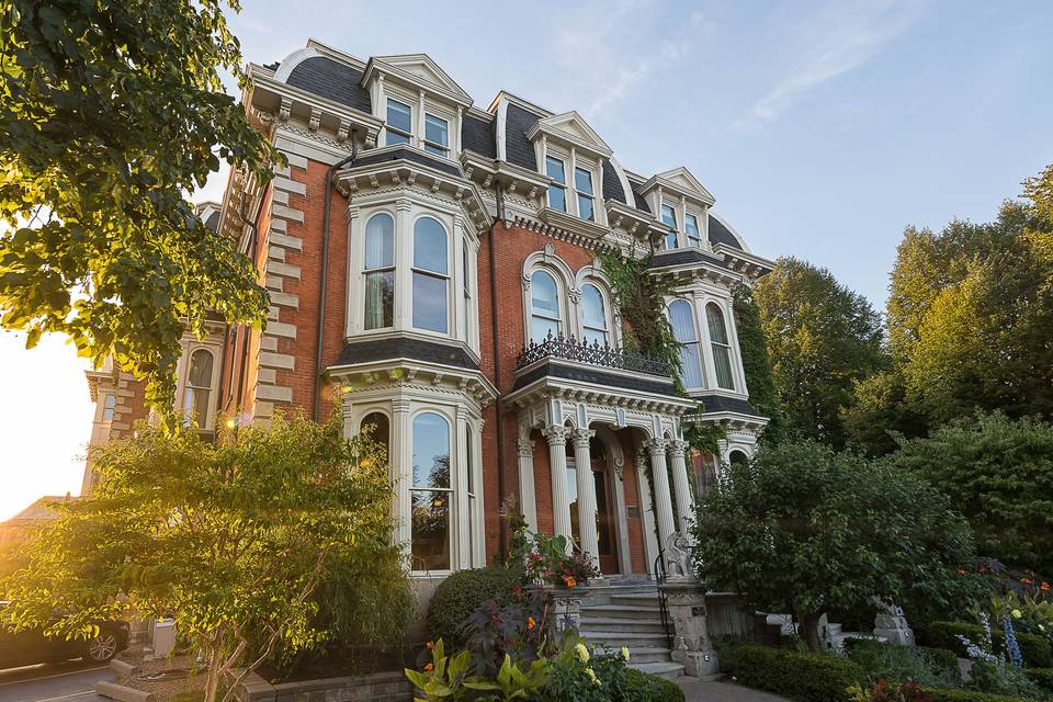 The Mansion on Delaware Avenue