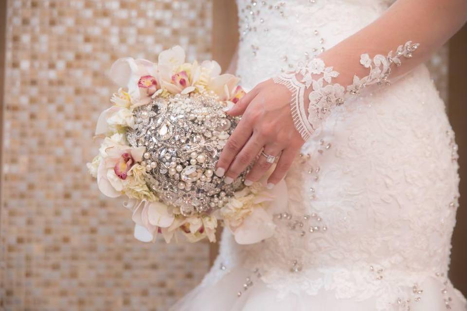 Bridal Jewelry Bouquet