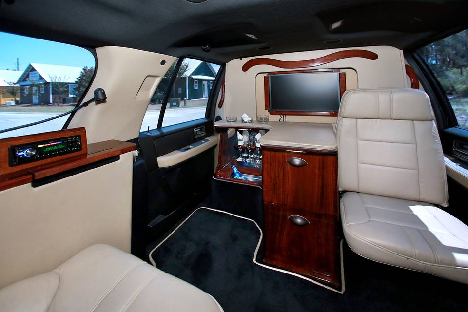 Sunshine Shuttle & Limousine