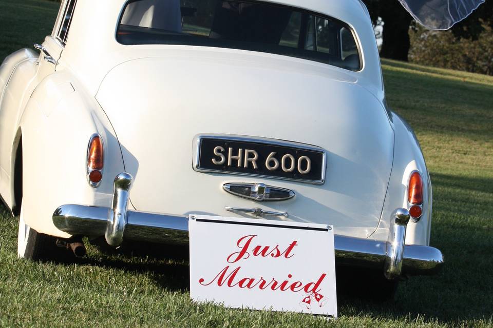 Sunshine Shuttle & Limousine
