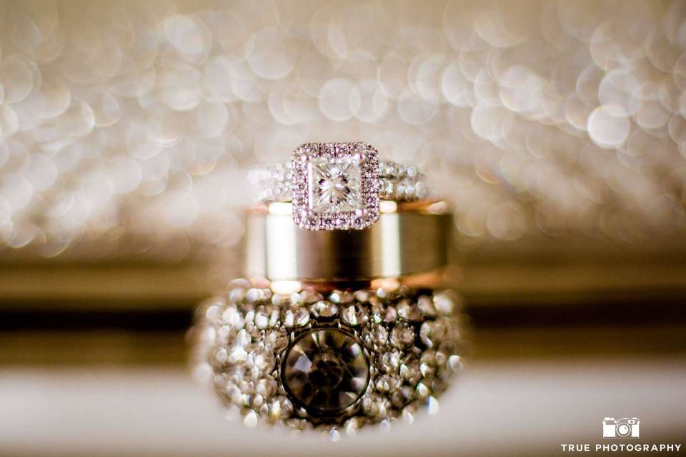 Wedding rings | Photo Courtesy by Berlynn with True Photography