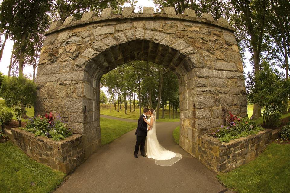 Signature Arch Photo