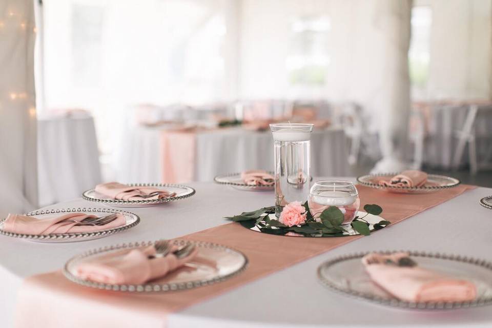 Dainty pink table setup