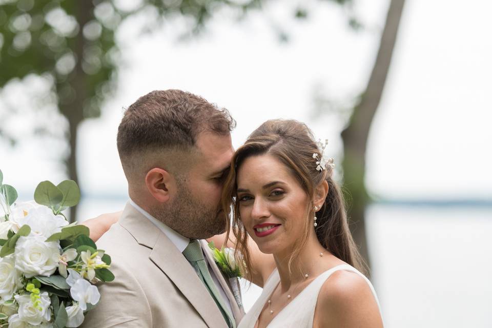 Bride & Groom Lake Lanier