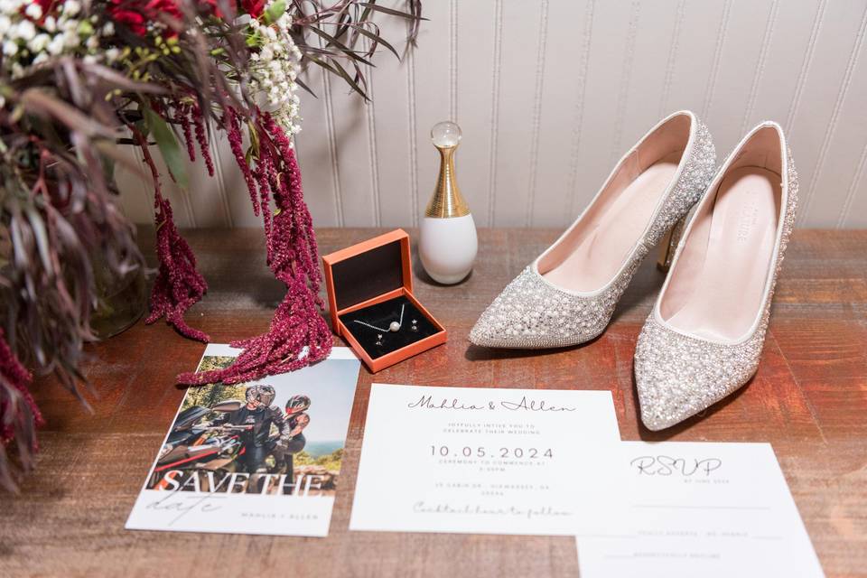 Bride's details + invitation