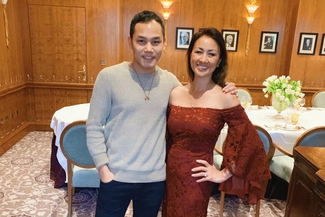 With queen of the flowers Kare