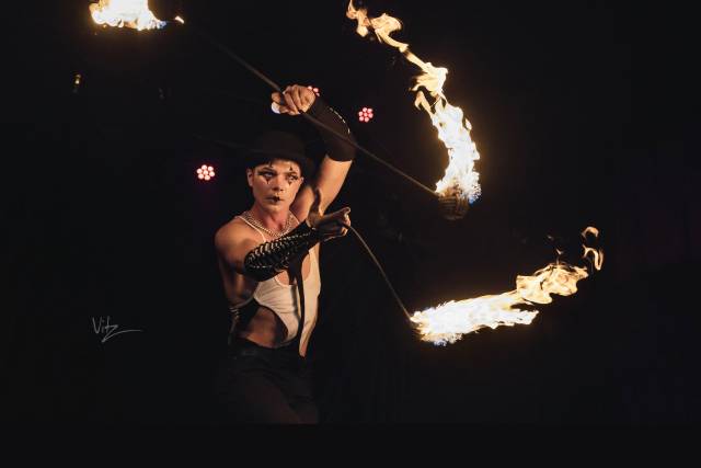 Stage Act