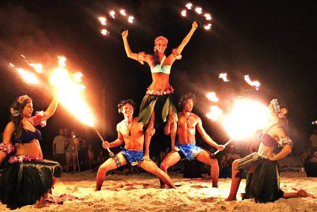 Large Luau