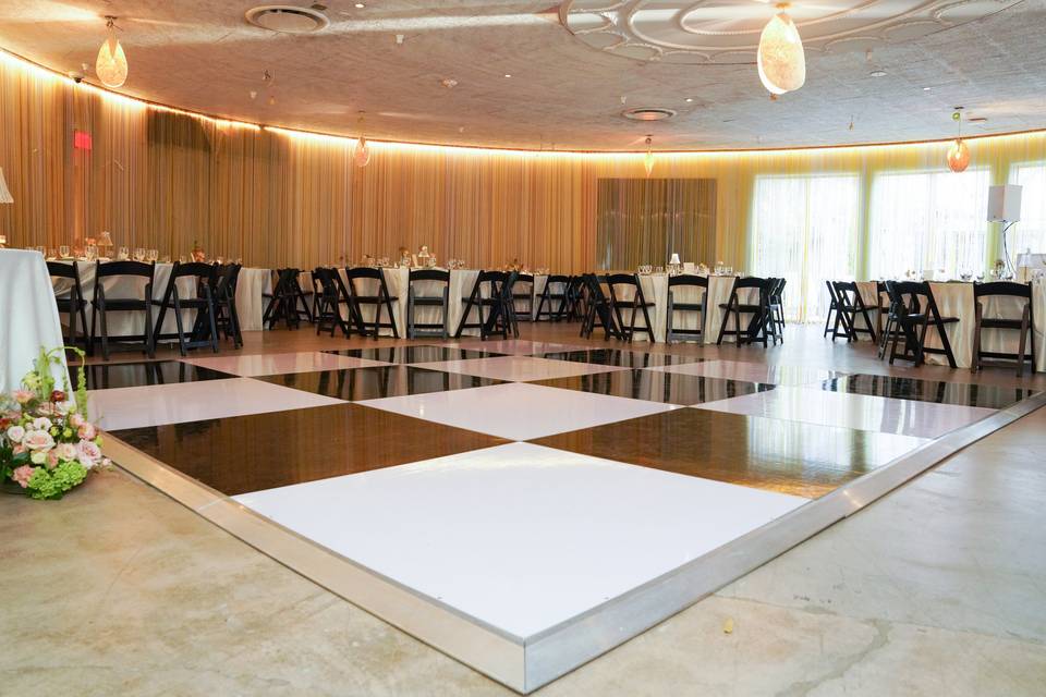 Oval room set up