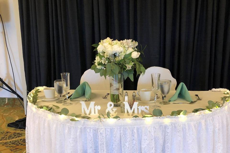 Sweethearts' Table