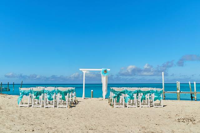 Simple Beach Wedding Setup!