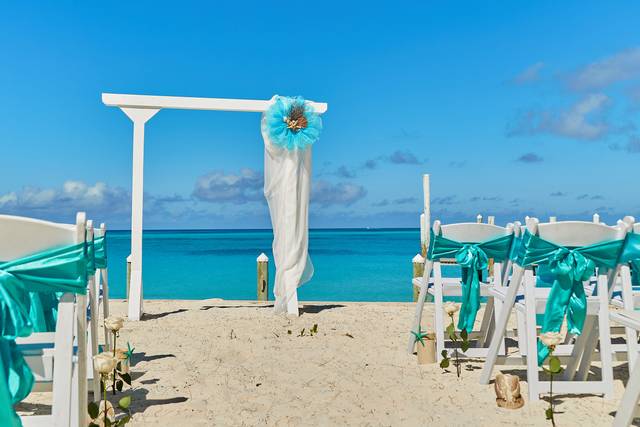 Seas N’ Cays Cruises
