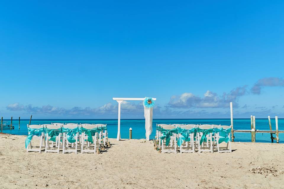 Simple Beach Wedding Setup!