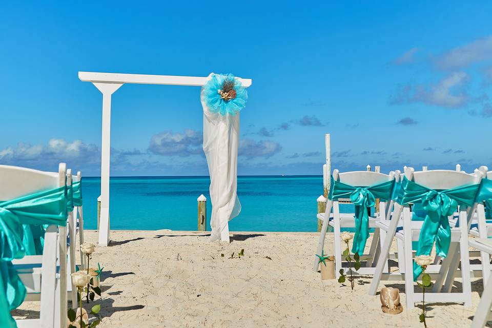 Simple Beach Wedding Setup!