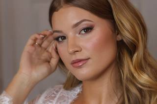 Art by Izzy Hair and Makeup