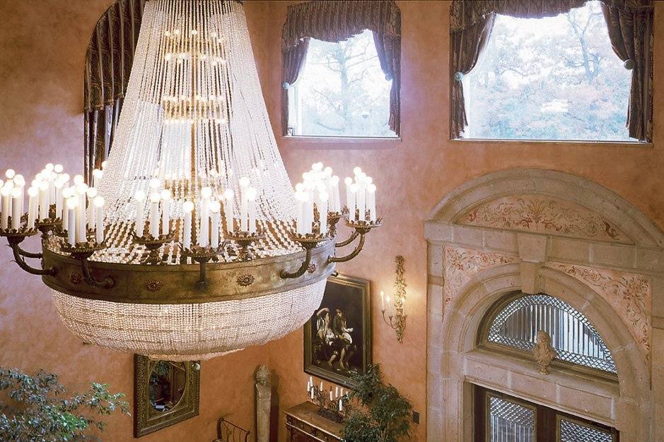 Grand Chandeliers