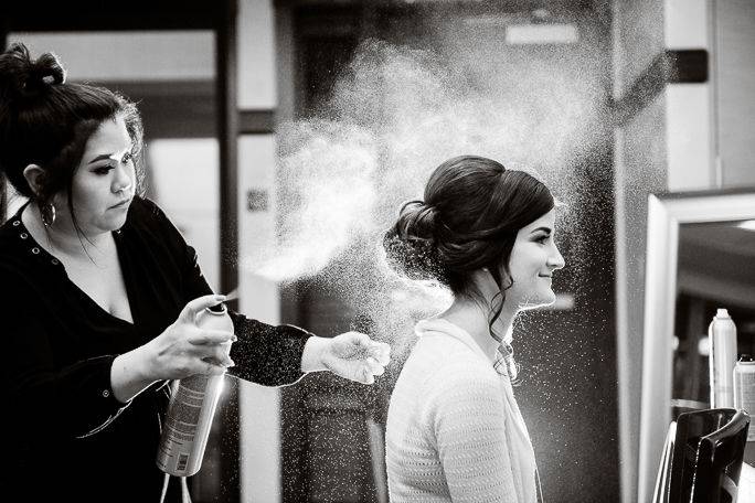 Bride getting ready at Club Los Meganos Triliogy Brentwood CA.