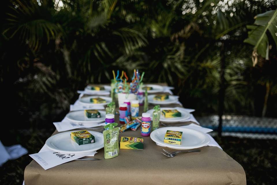 Kids' table