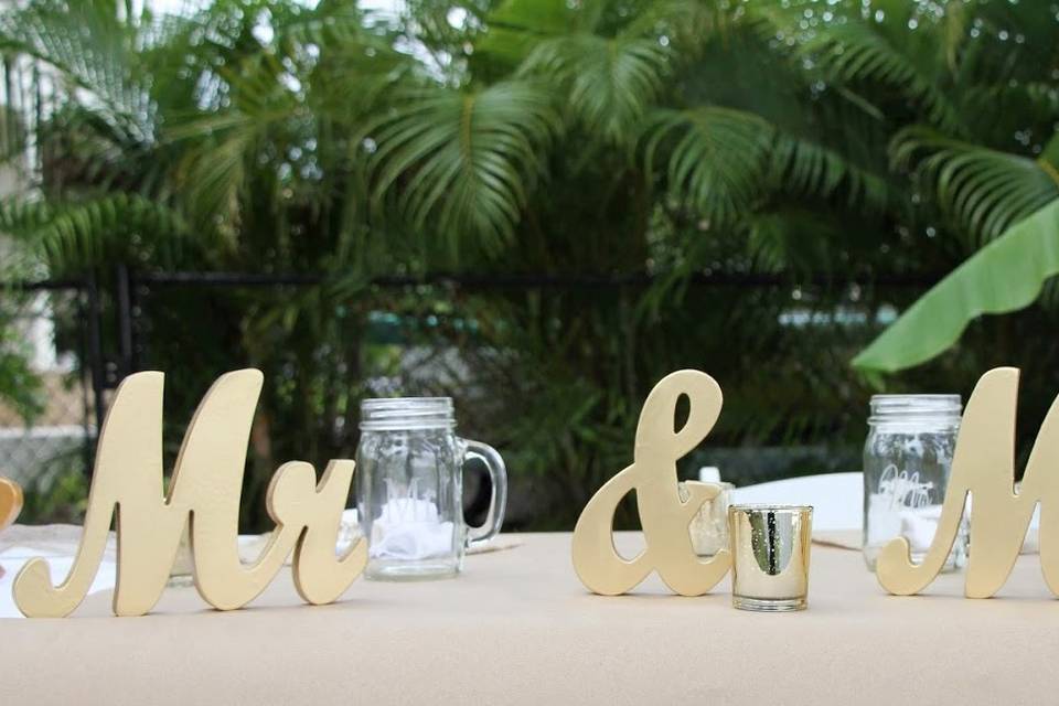 Sweetheart table