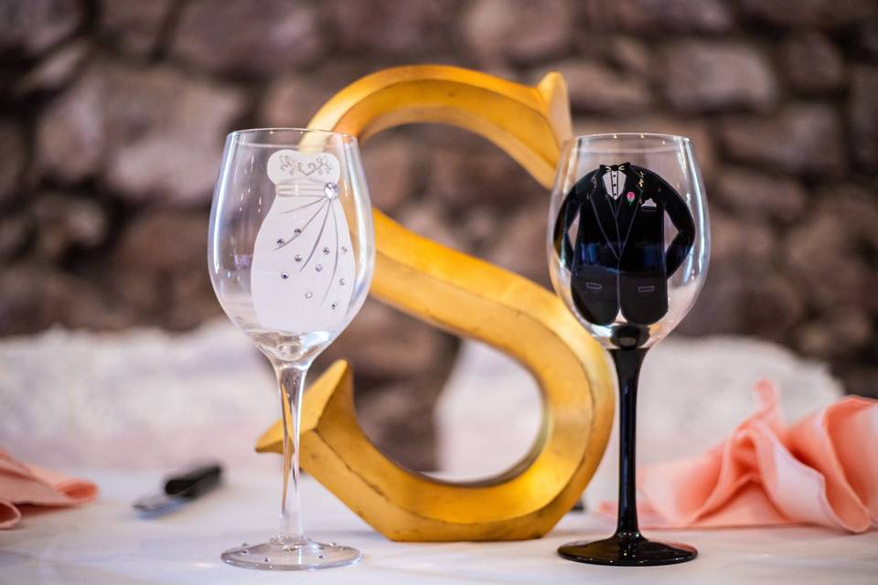 Couples table -Wine theme