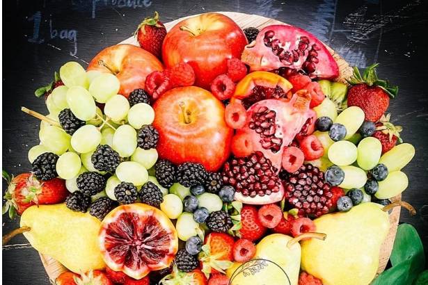 Delicious Fruit Garden Board