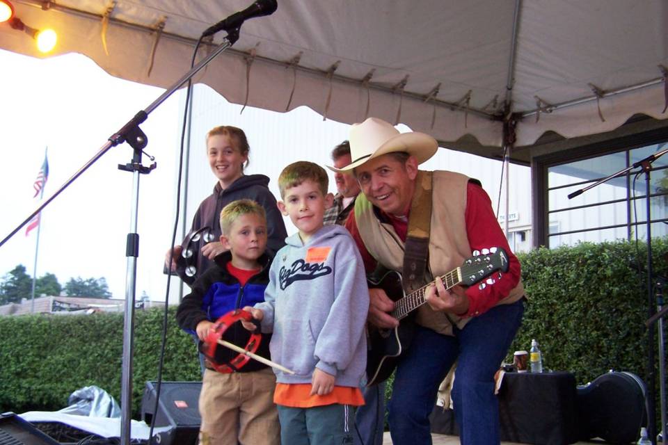 Monte Mills and the Lucky Horseshoe Band