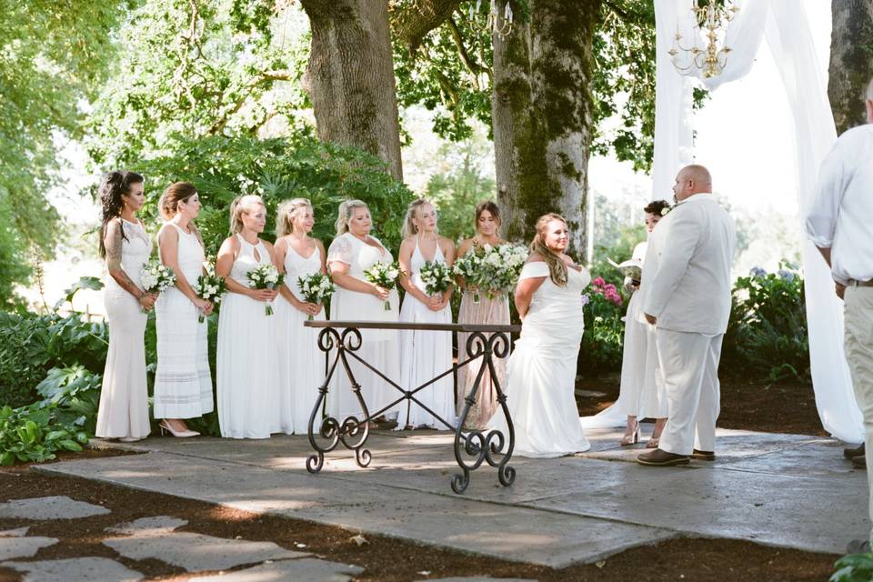 Wedding ceremony at Postlewait's Country Weddings