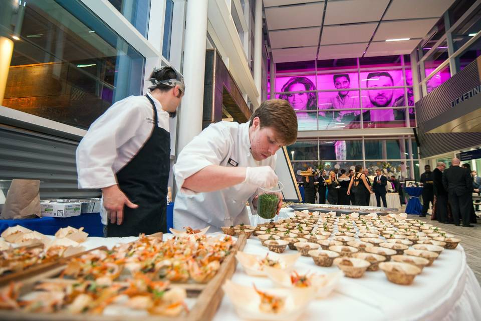 Lobby-Hors D'oeuvres with Servers